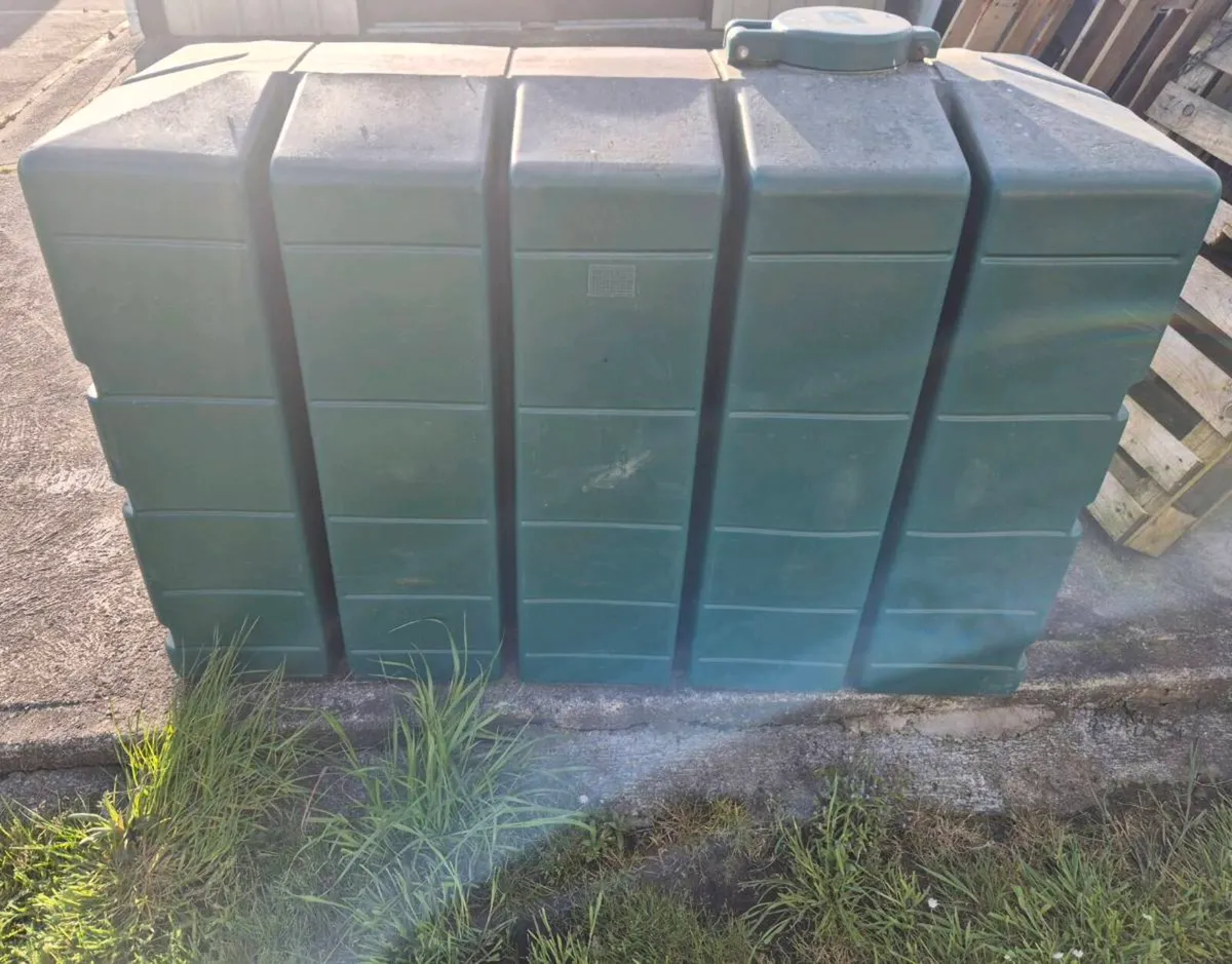 Oil tank - Image 3