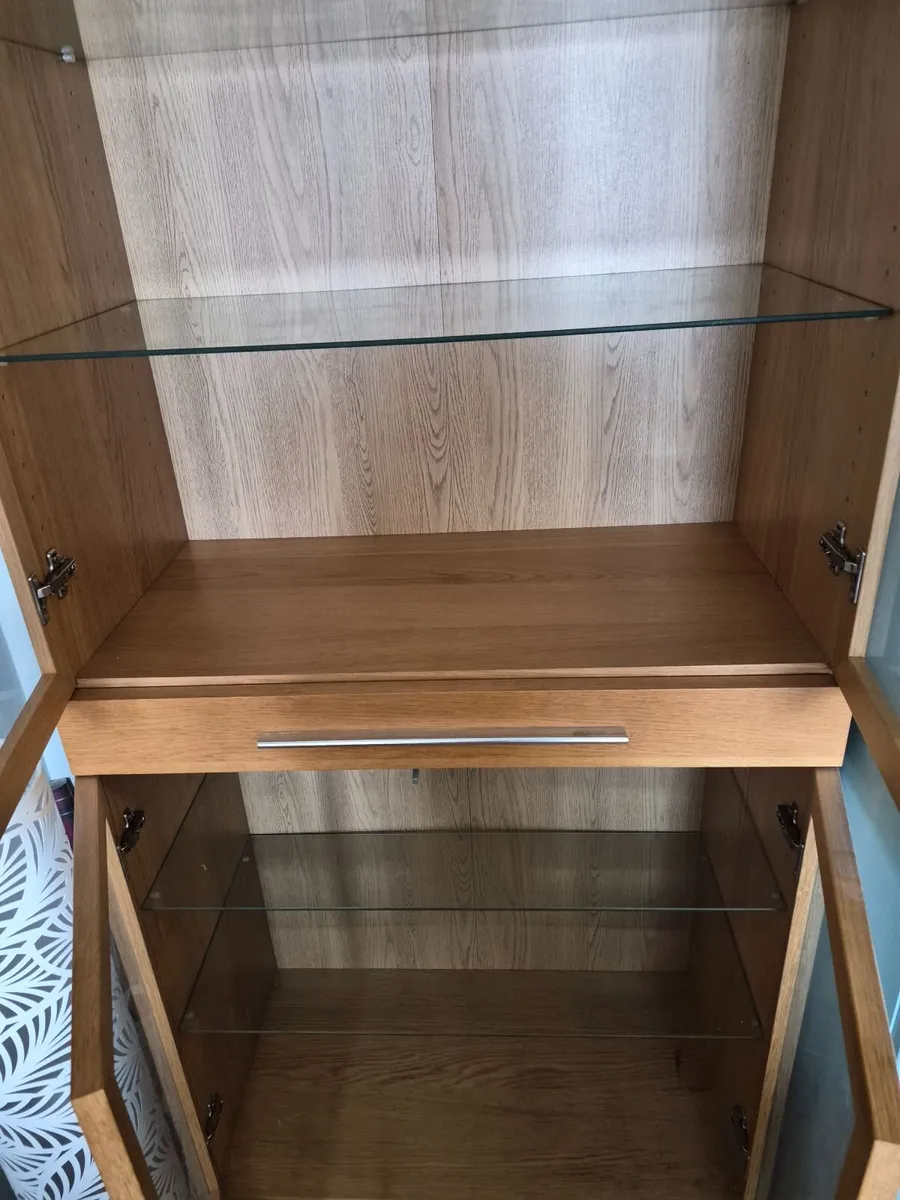 Cabinet - Image 3