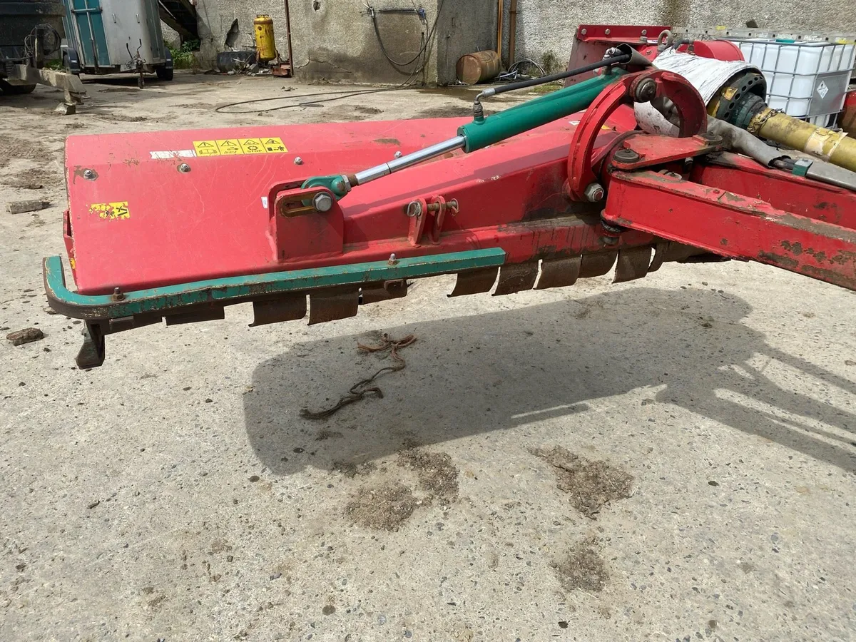 Kverneland verge mulcher - Image 1