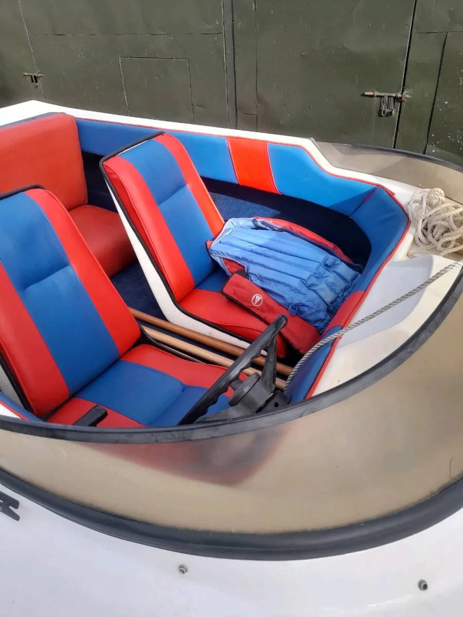 Speed boat - Image 3