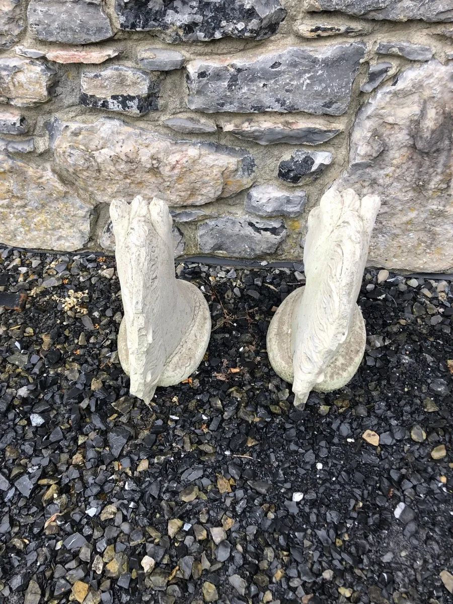 Precast Horse Heads - Image 3