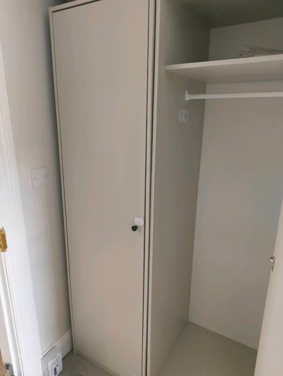 Wardrobes - Image 2