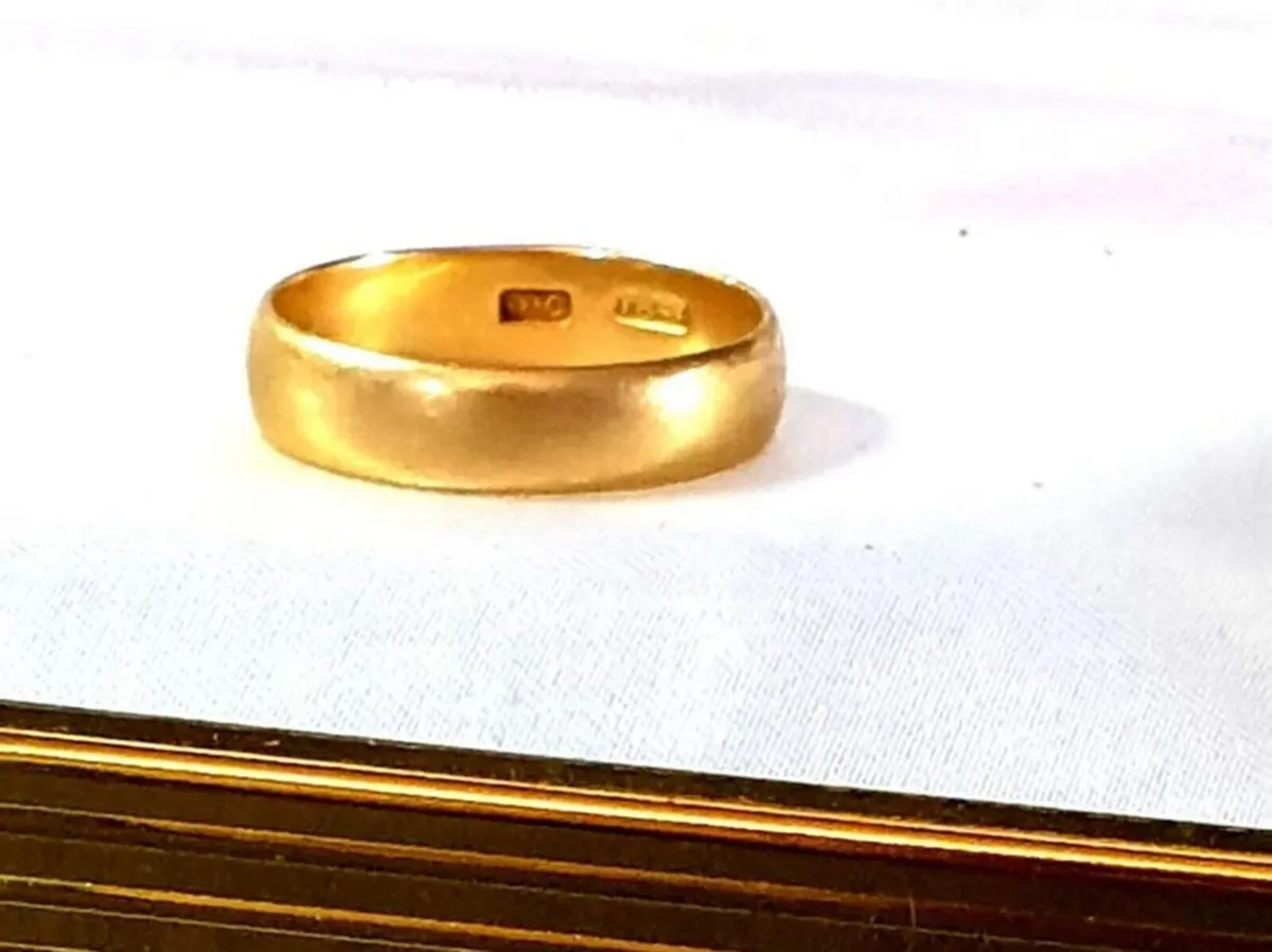 Vintage 18ct Gold Wedding Ring - Image 4