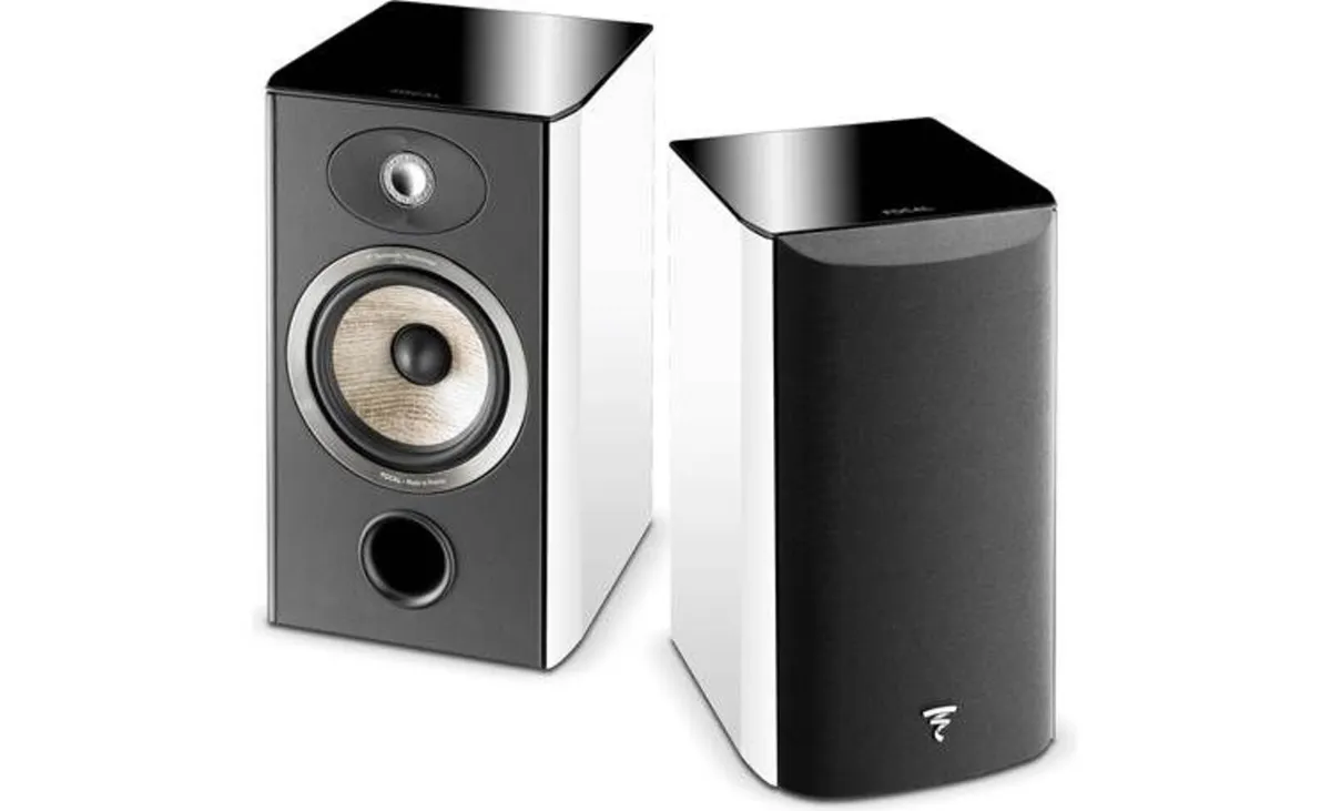 Focal aria 906 - Image 1