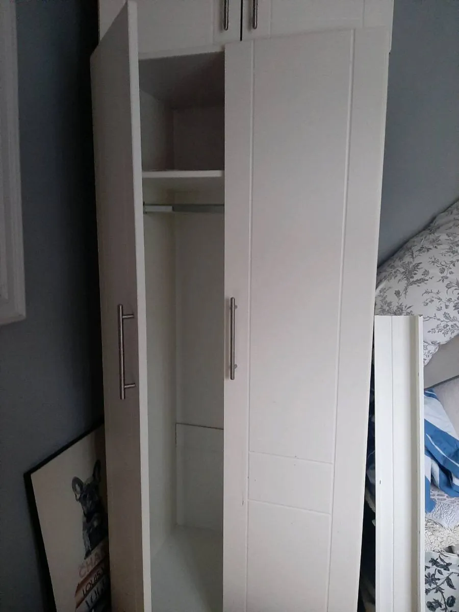 Wardrobe - Image 2