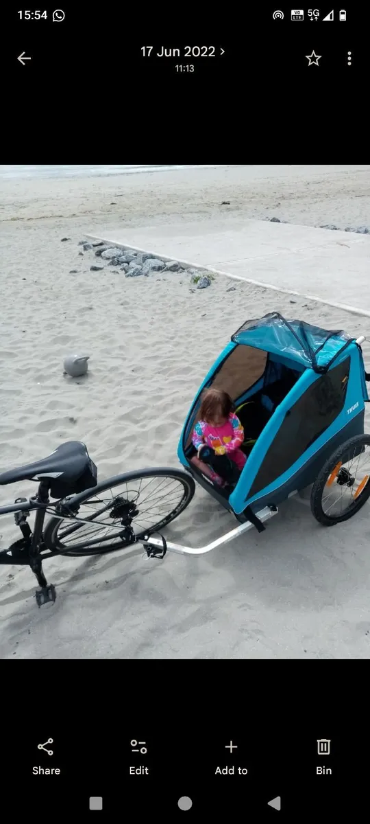 Thule bike trailor for kids - Image 2