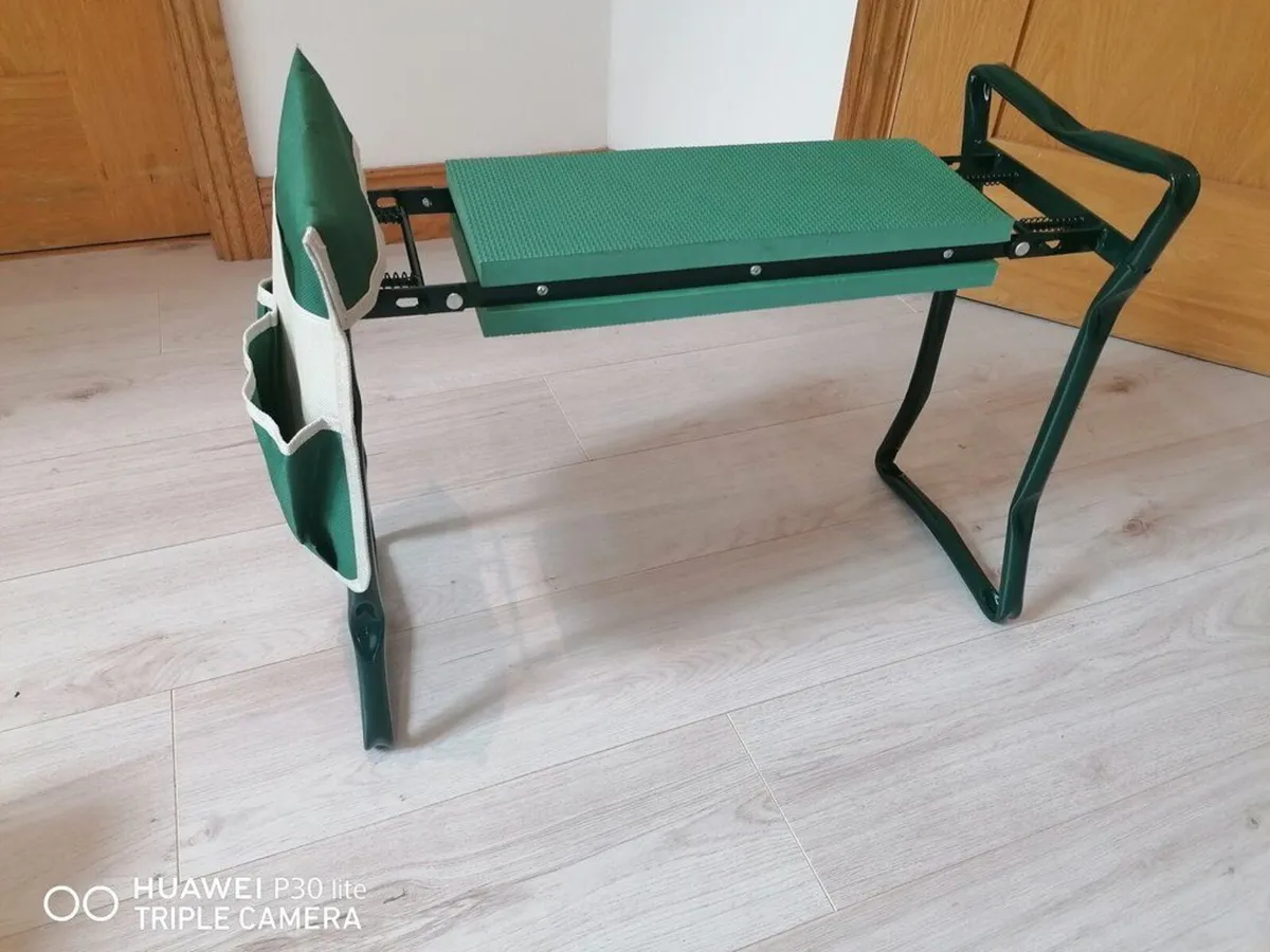 Garden Kneeling / Chair Foldable With Bag ..free D - Image 4