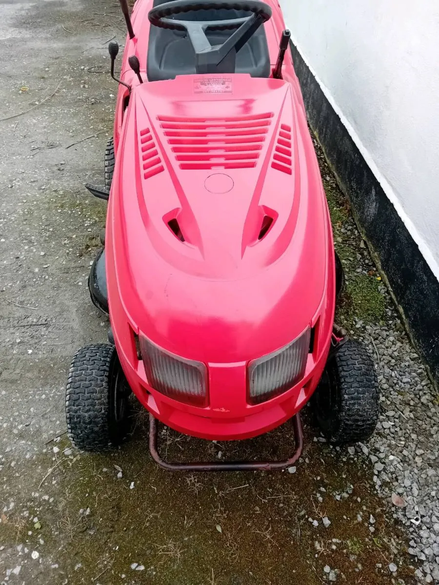 Castlegarden ride on lawnmower - Image 3