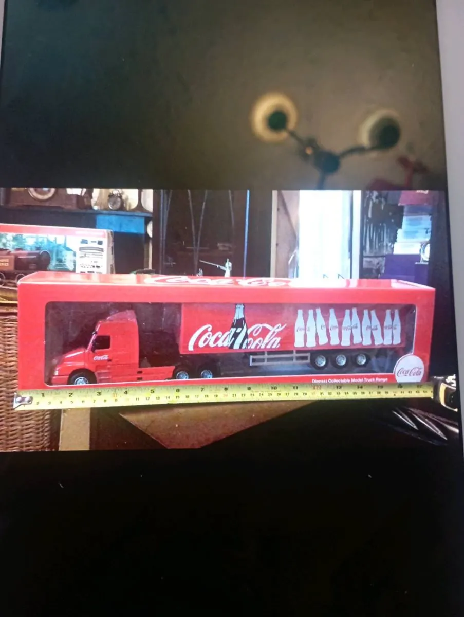 COCA-COLA VOLVO NH 12 DIE - CAST COLLECTIBLE TRUCK - Image 1