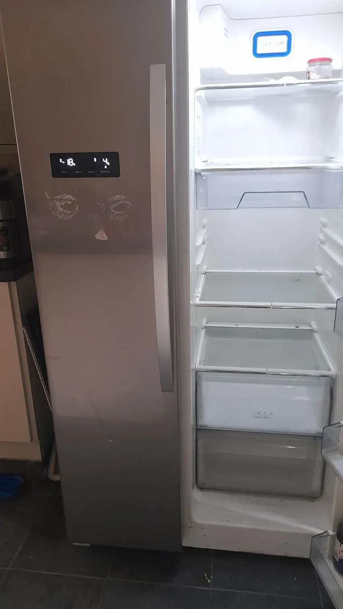 American Fridge - Image 2