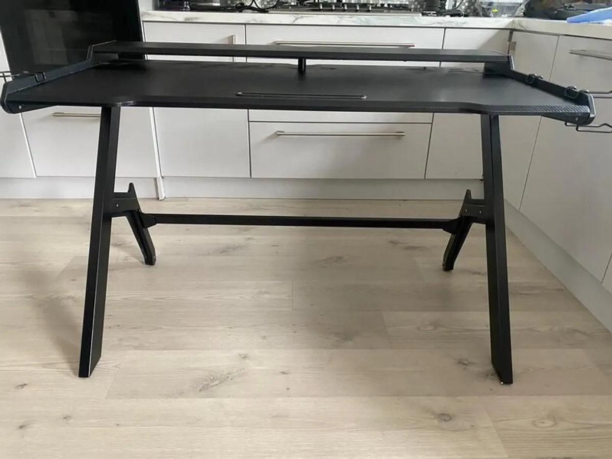 Gaming/ computer desk - Image 2