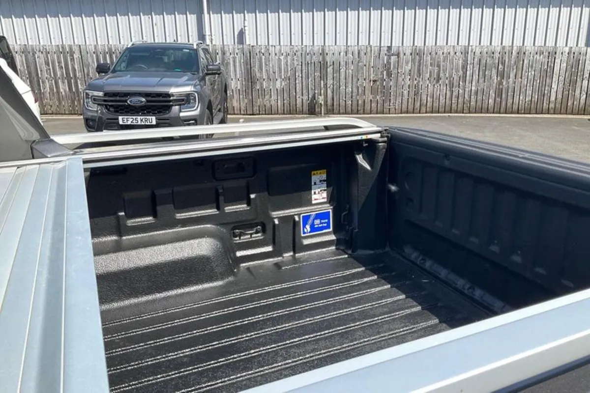 Ford Ranger WILDTRAK - Image 4