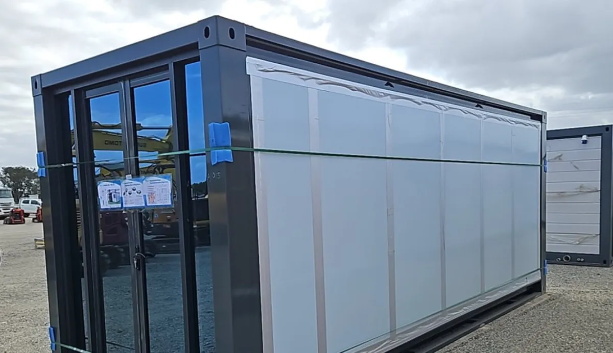 20ft Expandable Home/office imc delivery - Image 4