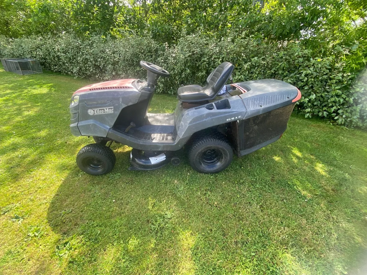 Ride on lawnmower - Image 3