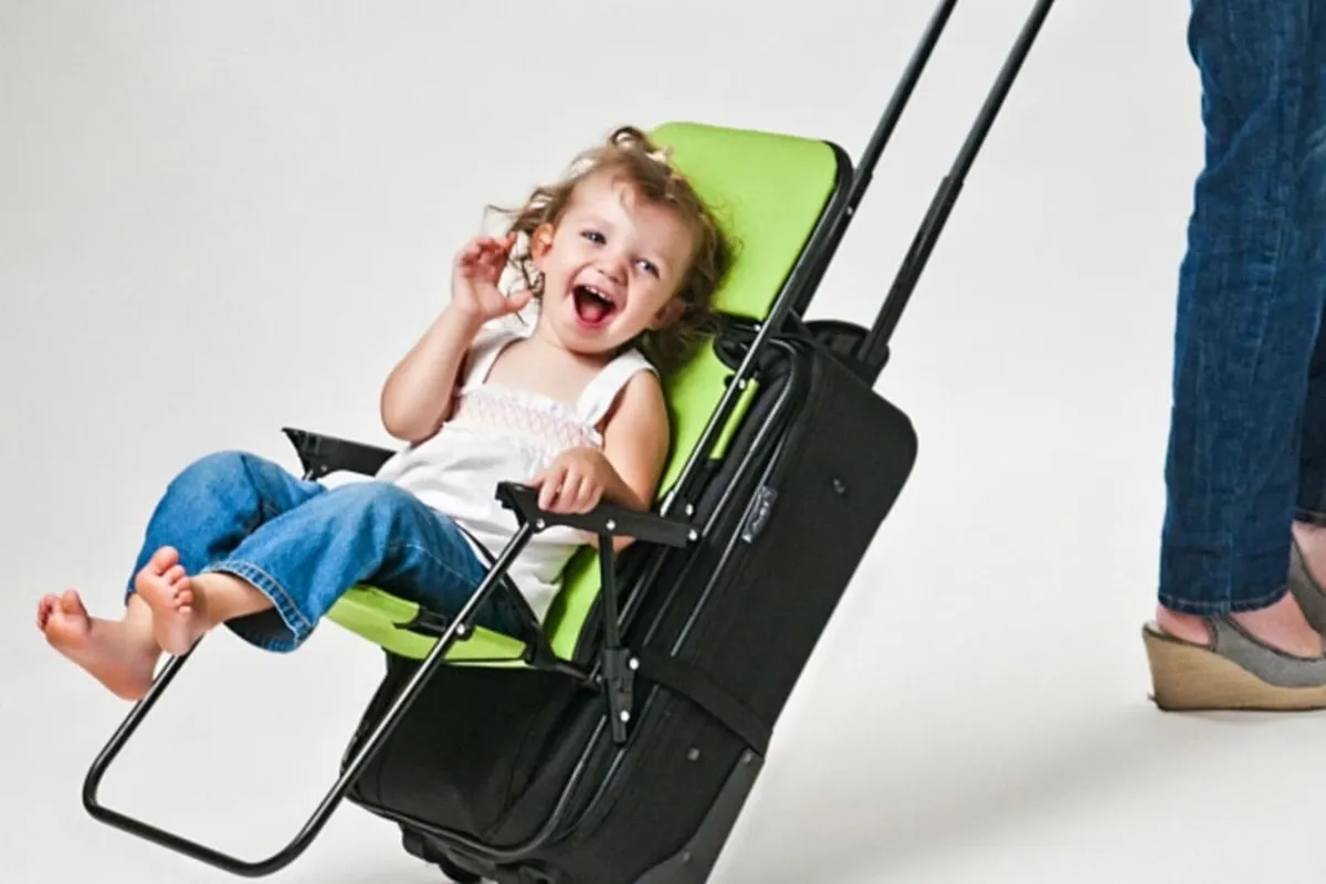 Kids luggage seat foldable - Image 4