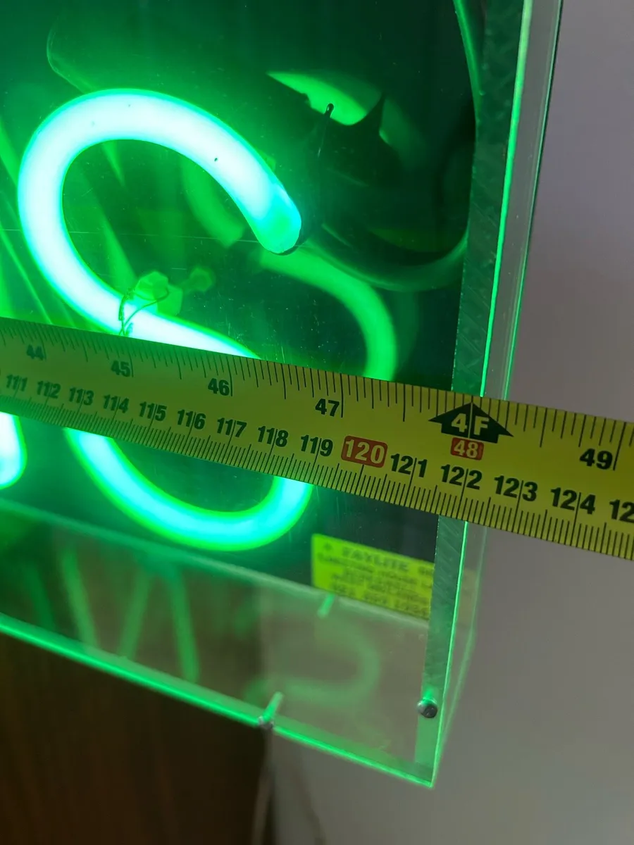 Vintage original prescription neon light - Image 4