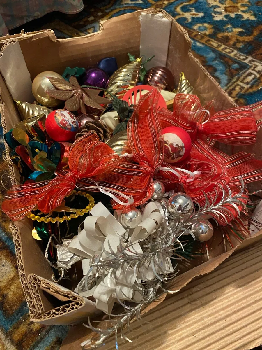 Free Christmas decorations