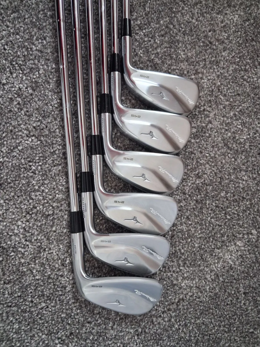 Irons Mizuno 245s brand new - Image 4