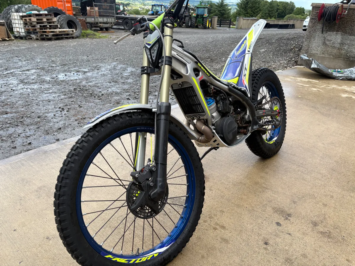 2020 SHERCO 300cc only around 15/16hrs - Image 3
