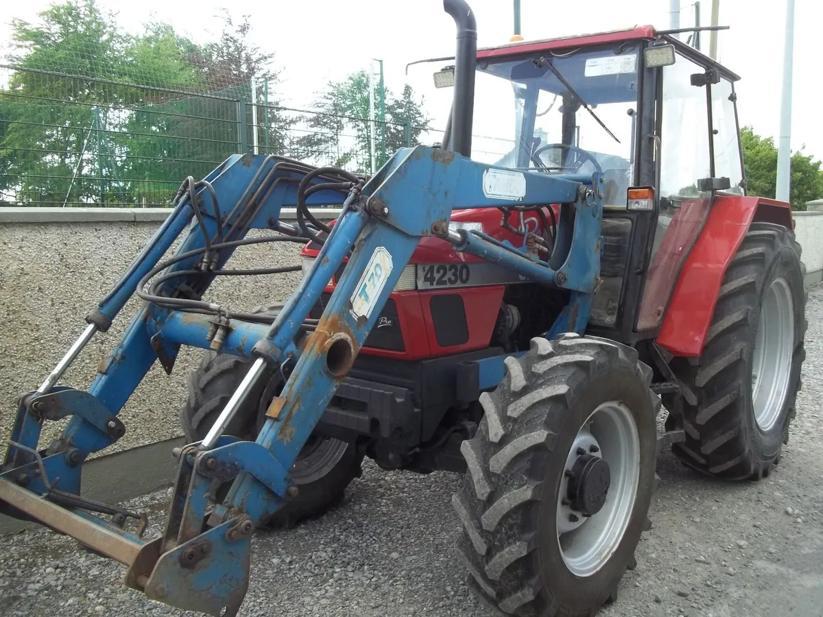 CASE  4230  C/W  TANCO  POWER  LOADER. - Image 2