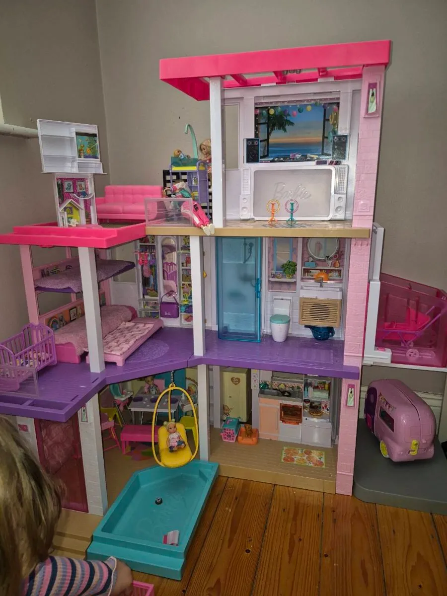 Barbie dream house - Image 1