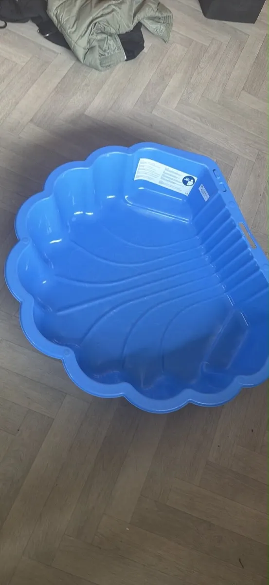 Kids sandbox