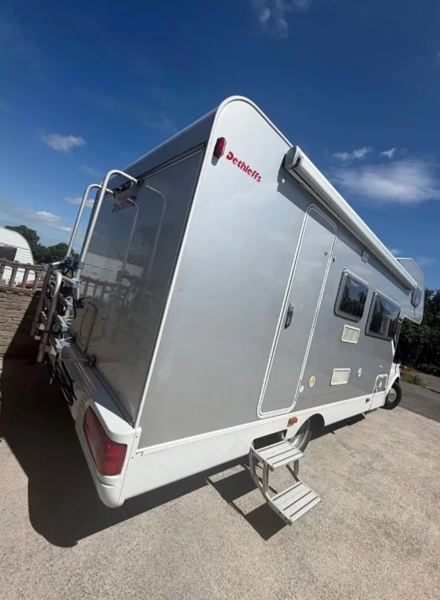 Camper - Image 2