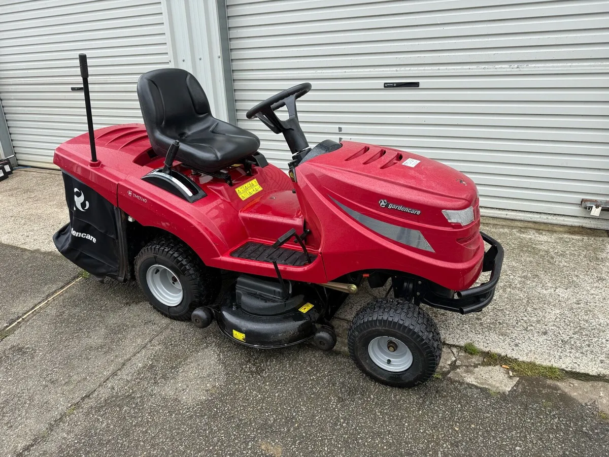Ride on lawnmower - Image 3