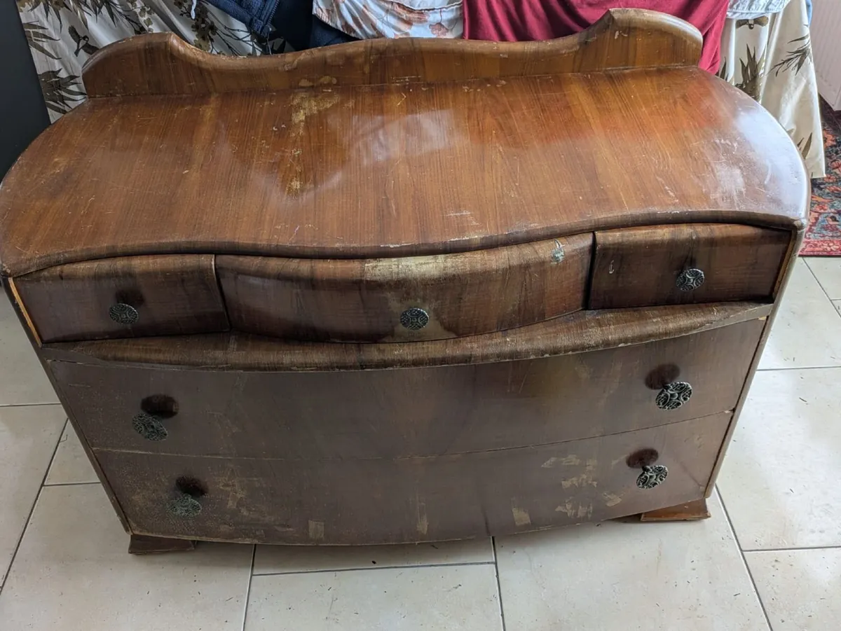 1920s Chest of Drawers - Image 1
