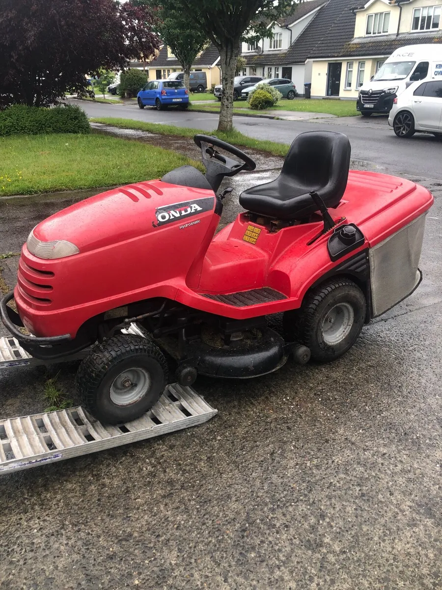 honda lawmower €1500 Delivered - Image 2