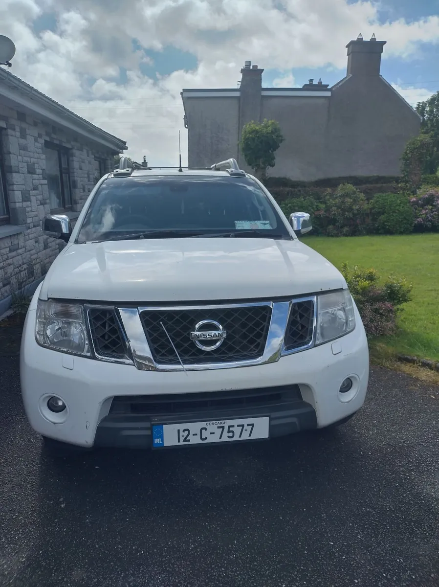 Nissan Navara 2012 - Image 1