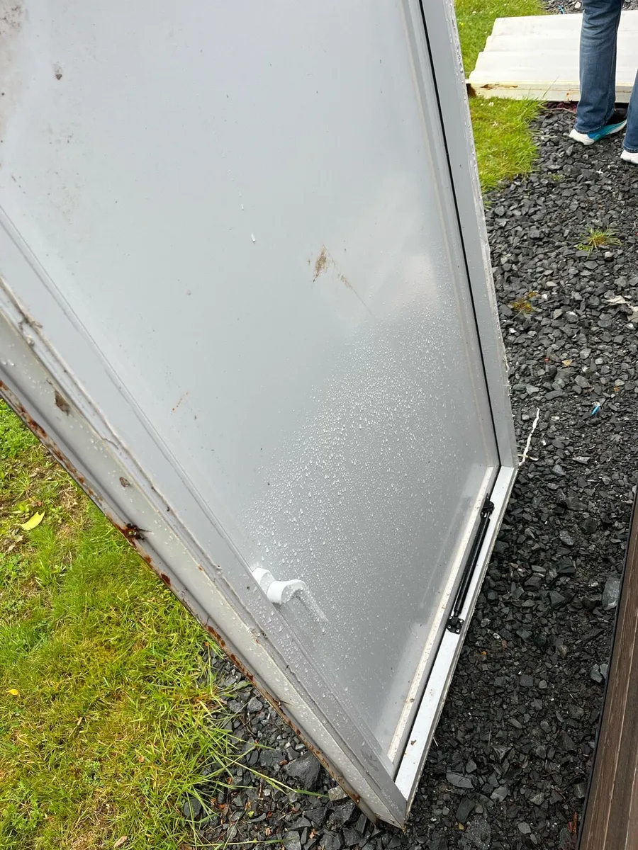 Hatch Window - Image 2