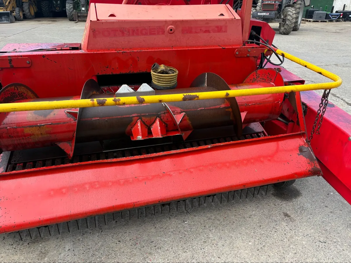 Pottinger MX 6 Silage Harvester - Image 2
