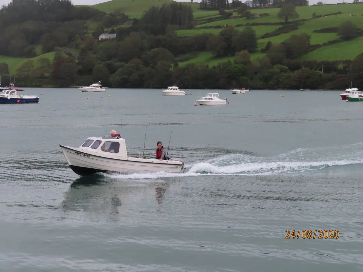 Boat - Orkney 520 - Image 1