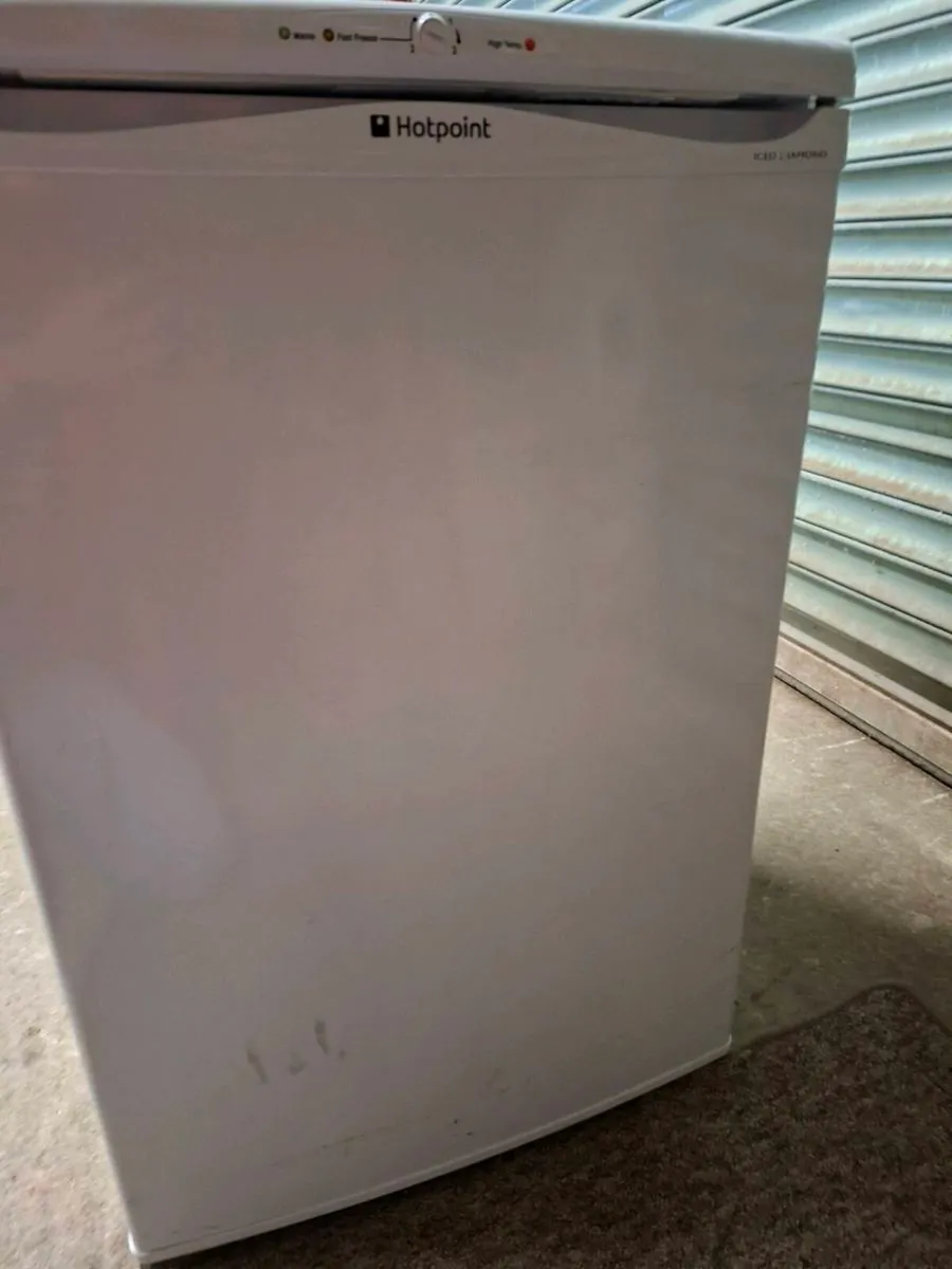 Freezer - Under counter - Image 4