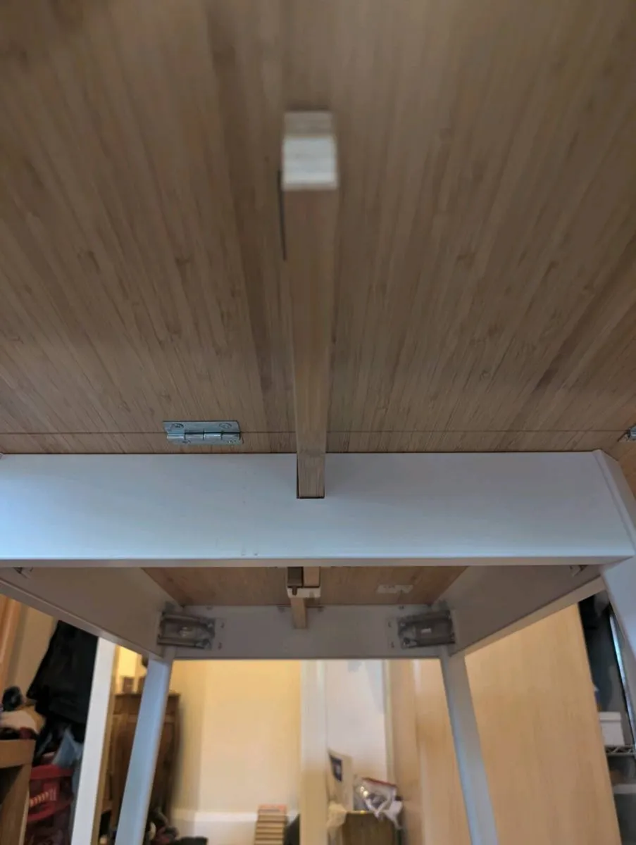 Kitchen table - Image 3