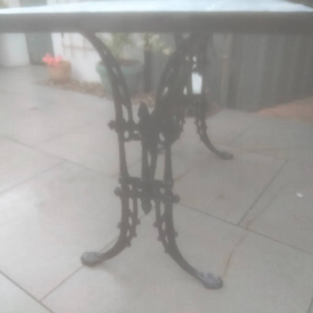 Cast iron Patio Garden table - Image 2