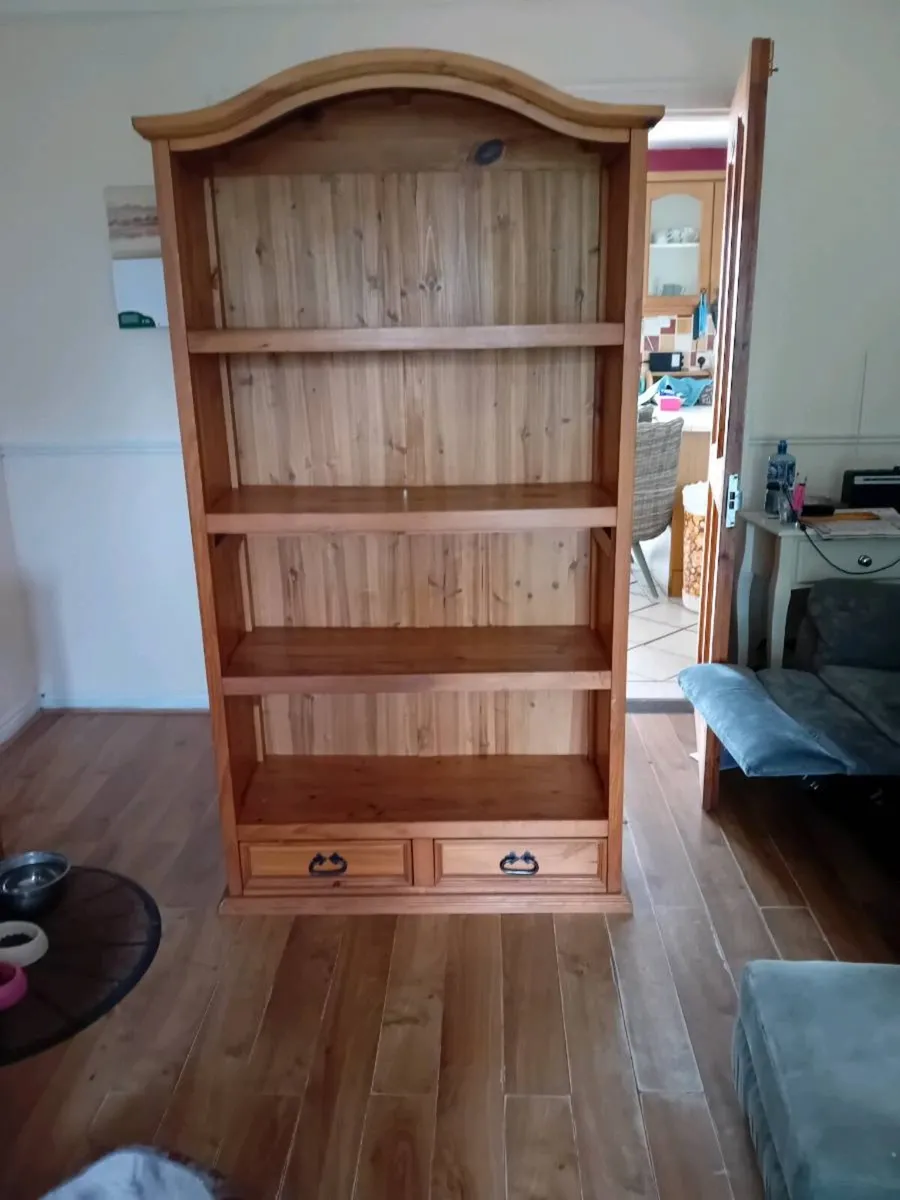 Book shelf solid pine price drop 75 - Image 1