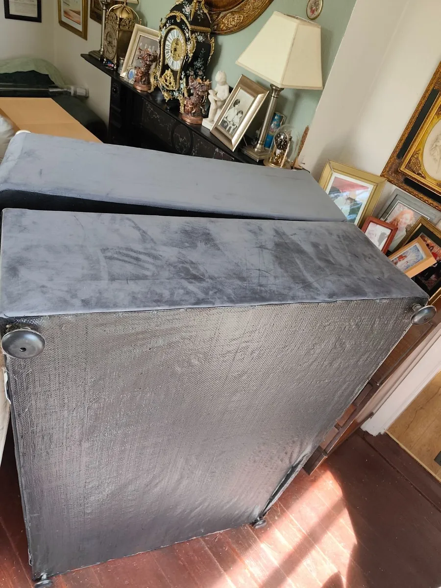 Double bed base - Image 1