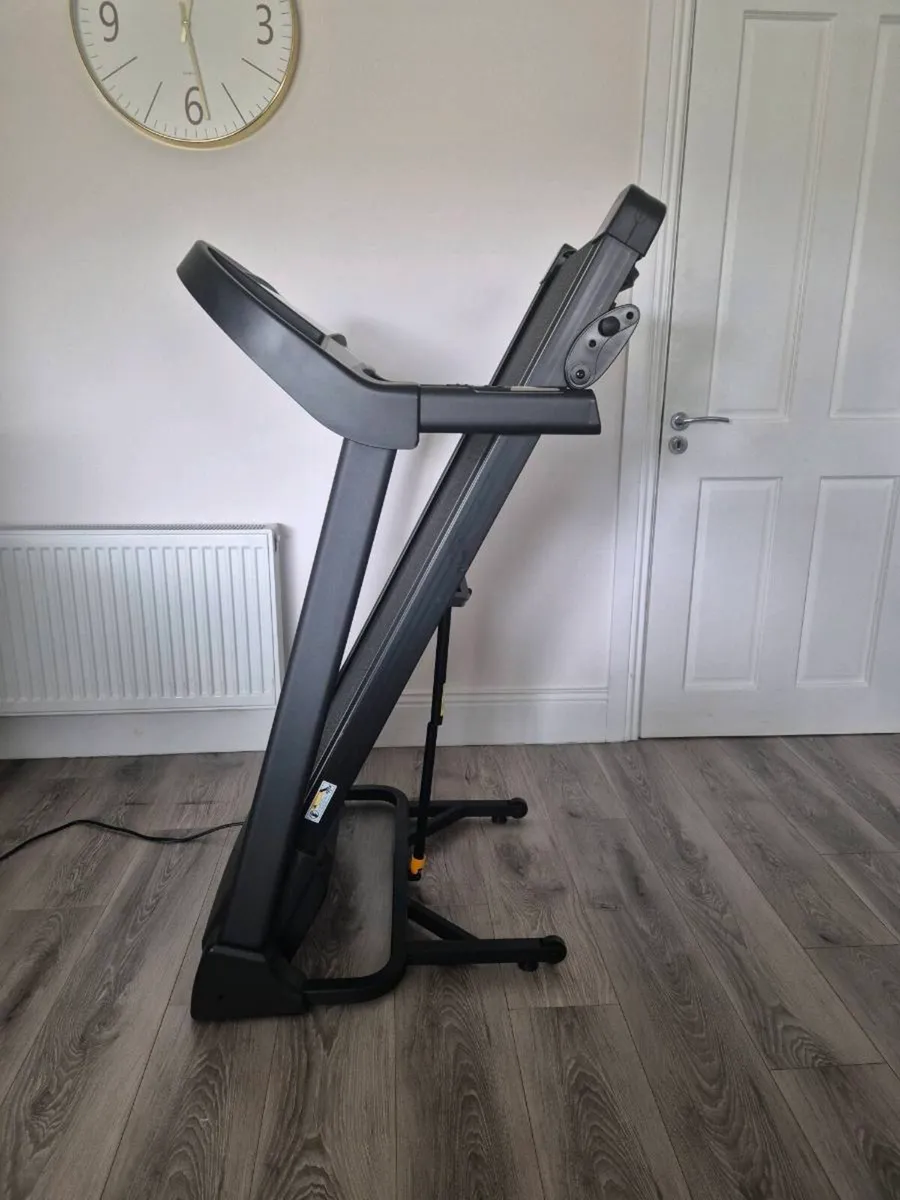 Treadmill ( Motorised + Foldable) - Image 3