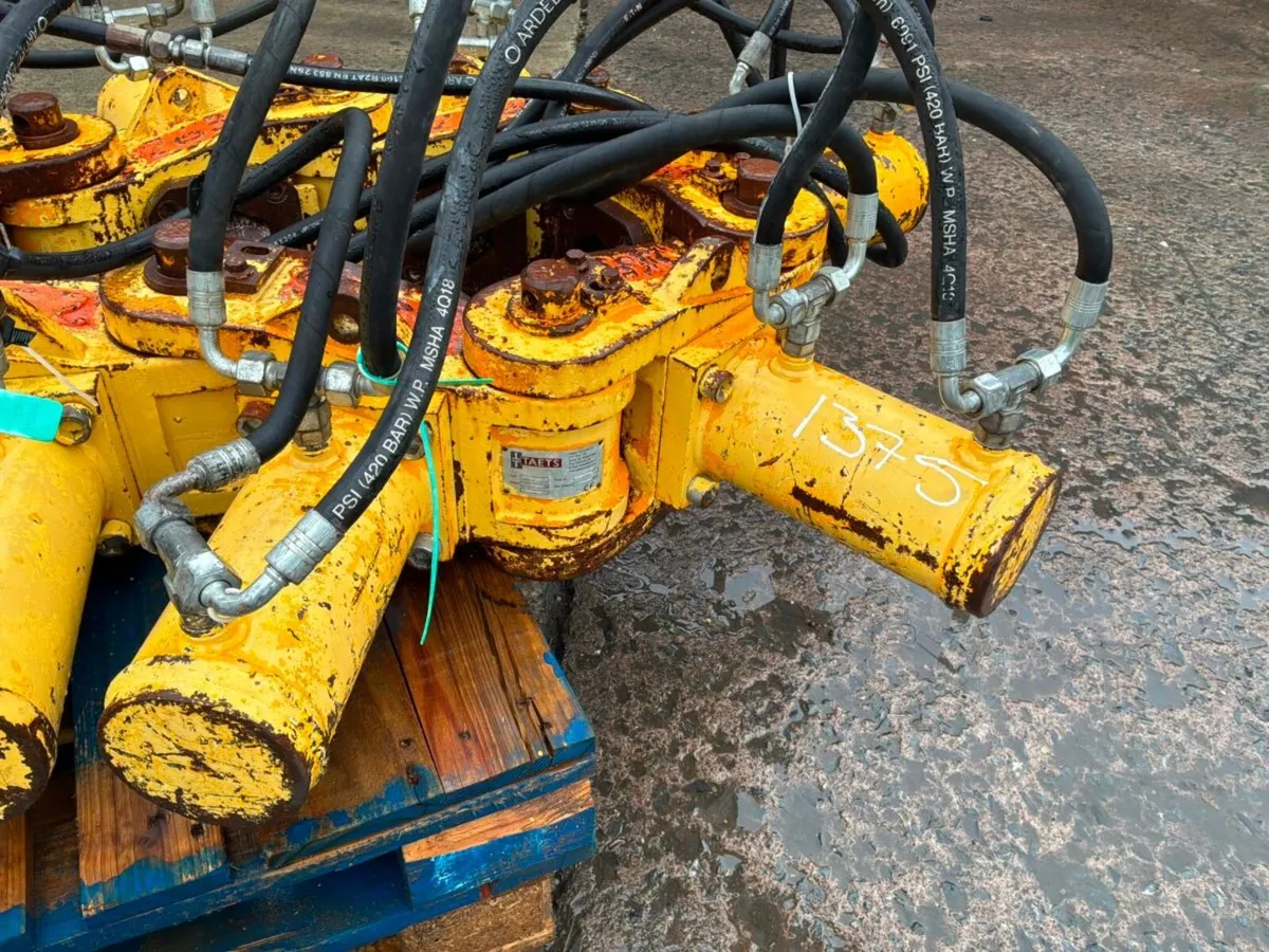 TAETS 314 HYDRAULIC PILE BREAKER........1375t. - Image 4
