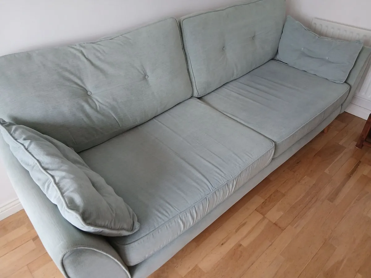 Couch - Image 3