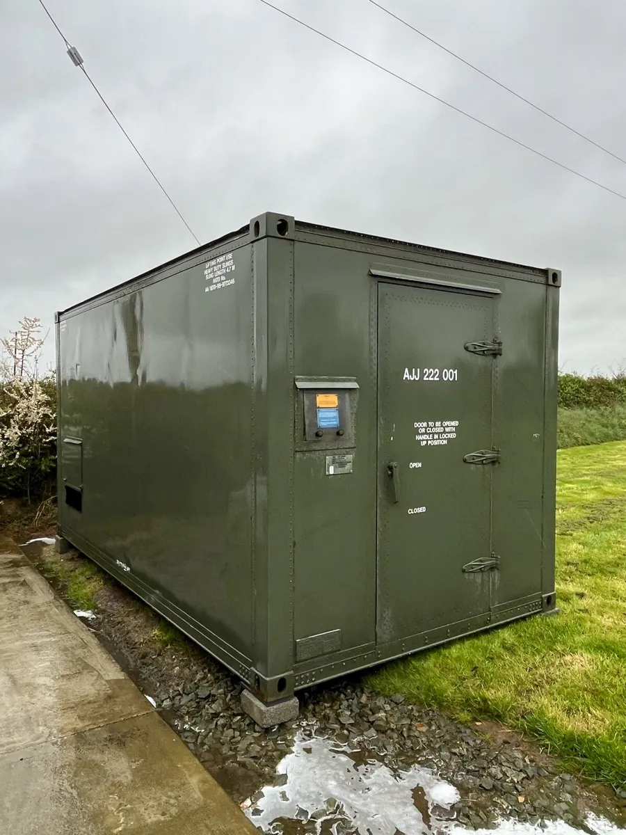 Container Ex Army - Image 1