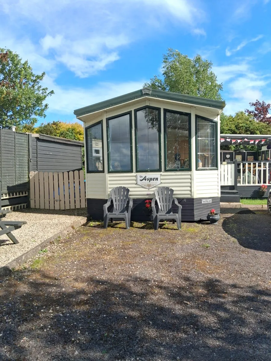 Mobile  home - Image 1