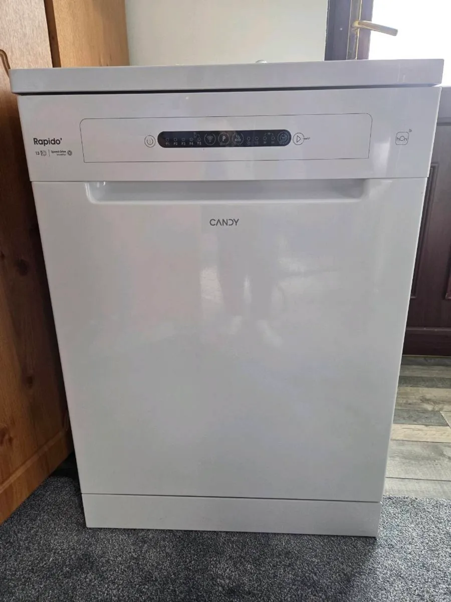 Candy dishwasher - Image 1