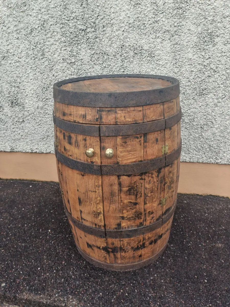 Whiskey barrel drinks cabinet - Image 1