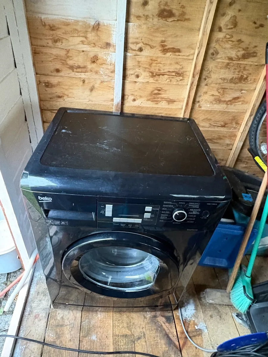 Black beko washing machine - Image 1