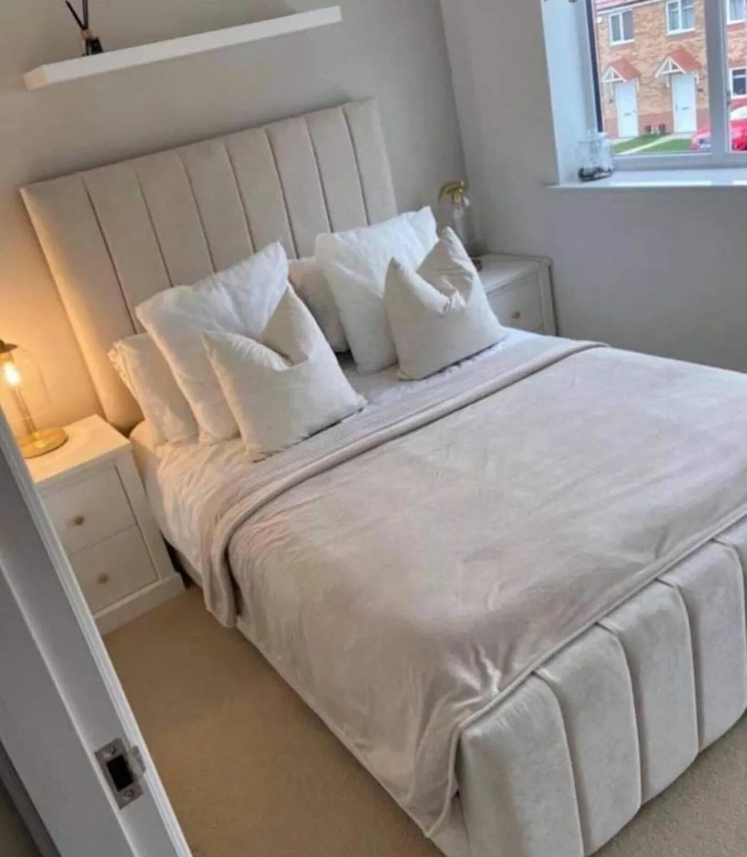 Beds - Image 2