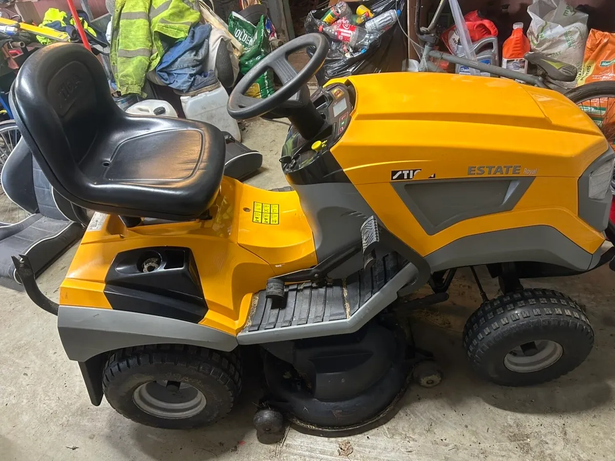 Ride on lawnmower Royal estate Tiga - Image 2