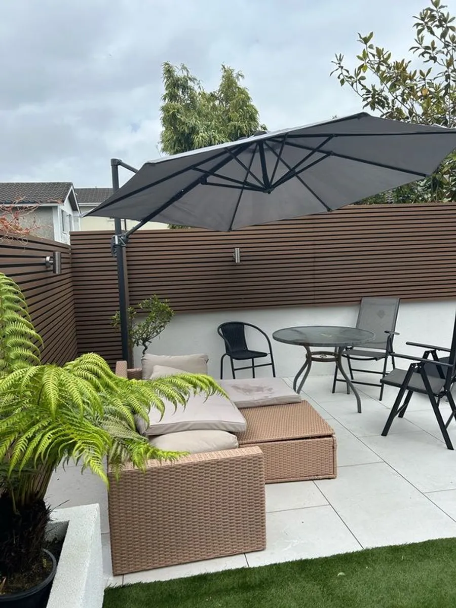 Woodies Parasol - Image 1